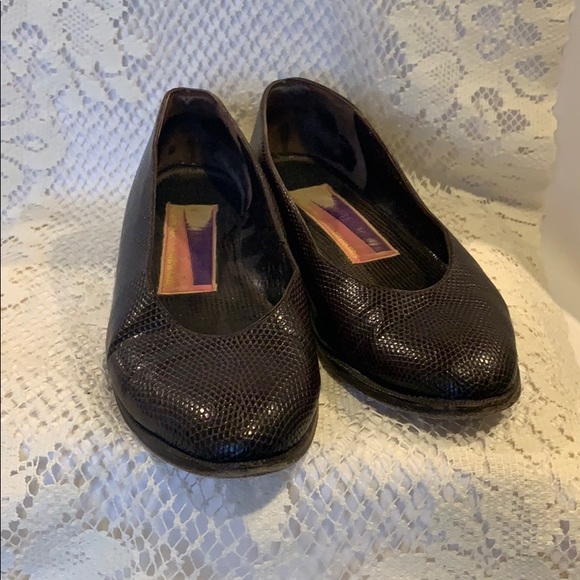 Bennis and Edwards brown leather flats - Picture 1 of 3